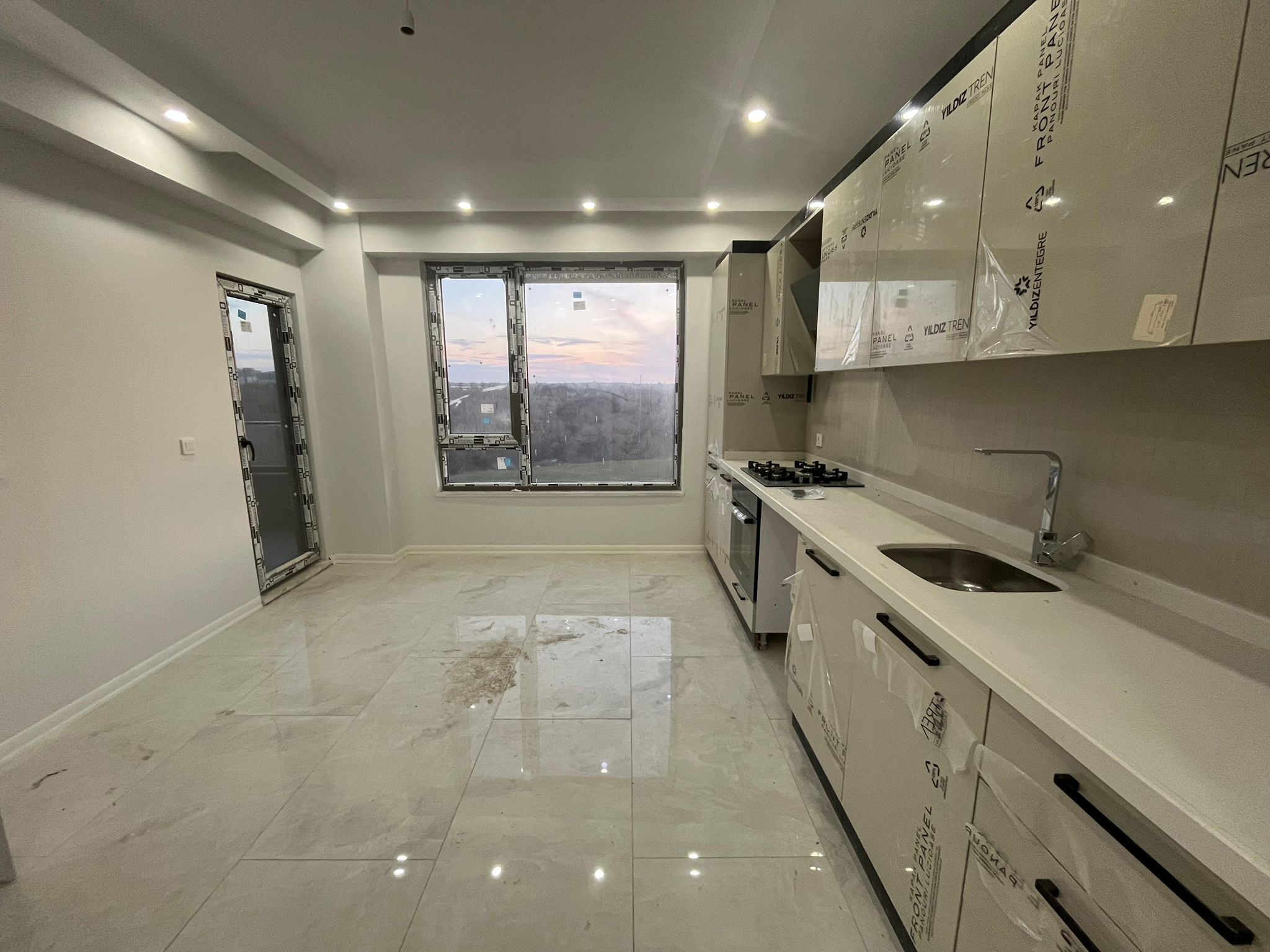 ÇERKEZKÖY TEPE SATILIK DAİRE - VAR Gayrimenkul