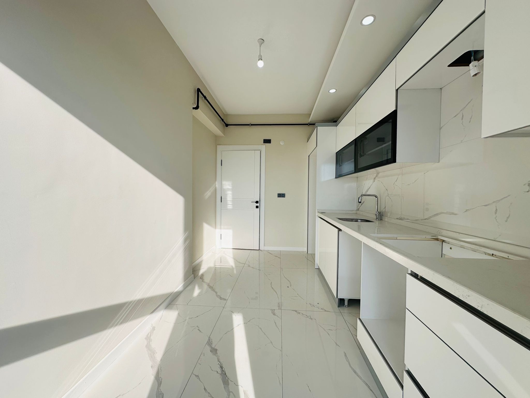 KİPA BÖLGESİ 2+1 LÜKS DAİRE - VAR Gayrimenkul