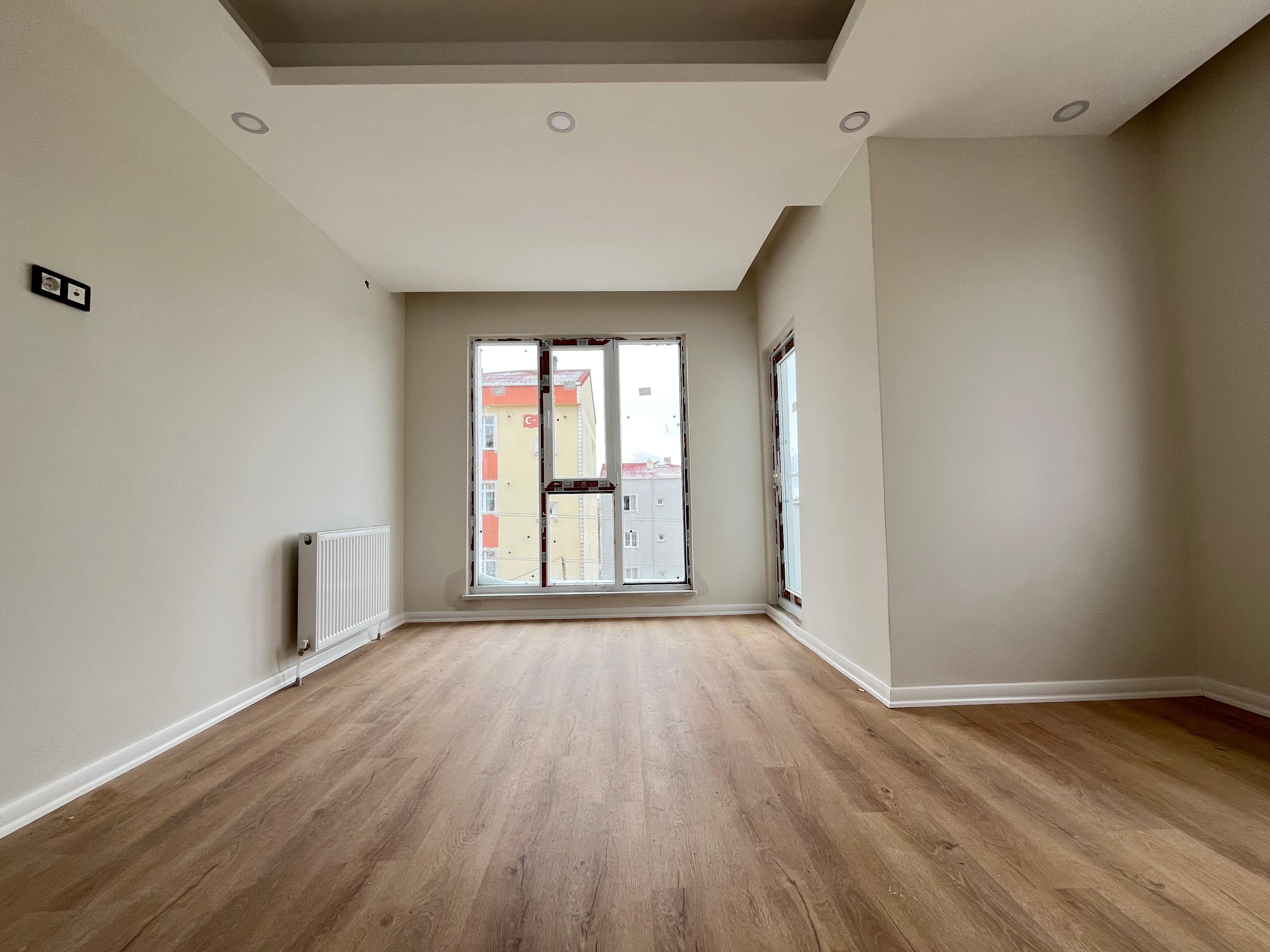 BAHÇELİEVLER 2+1 UYGUN FİYATLI DAİRE - VAR Gayrimenkul