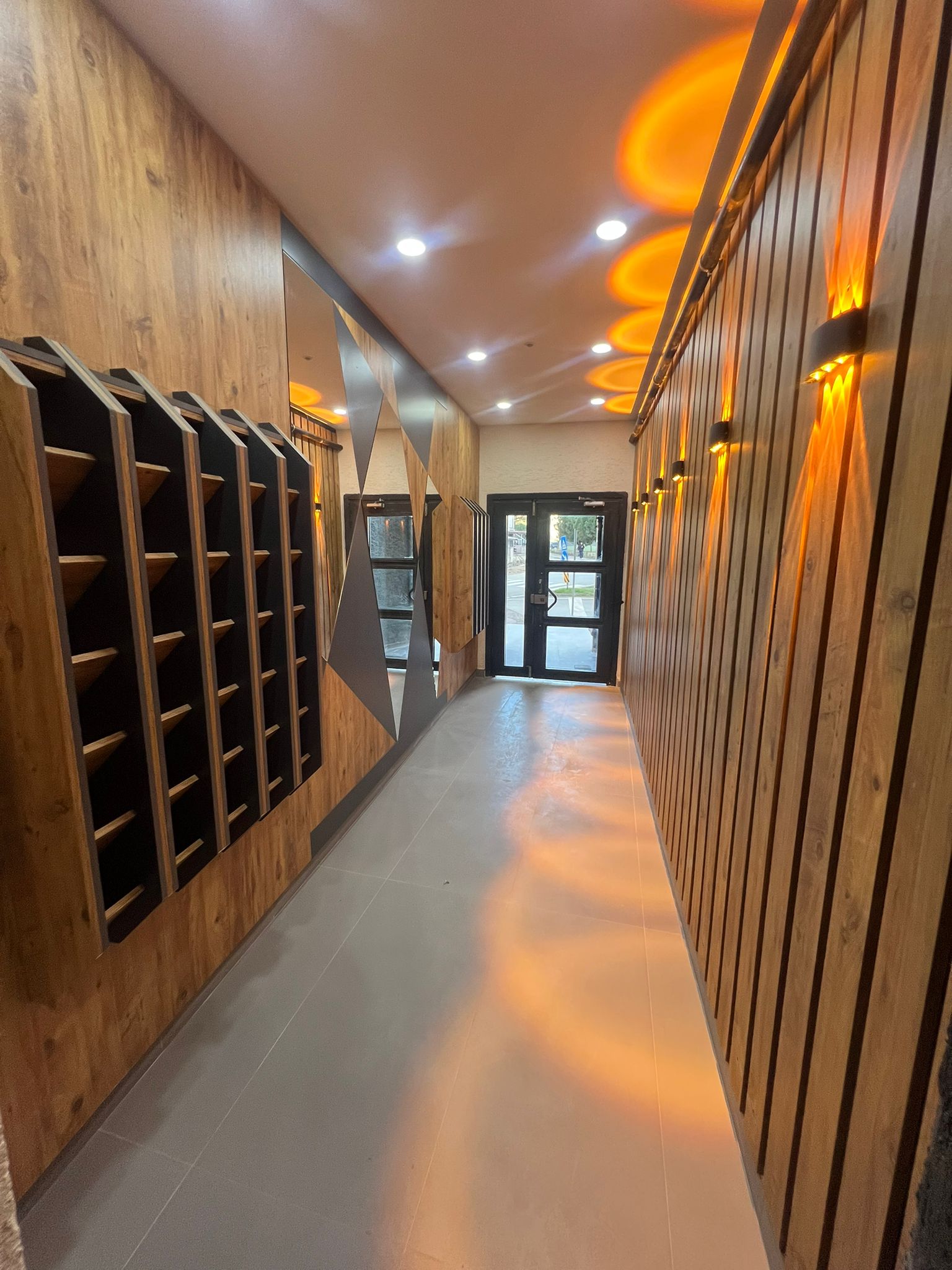 KAPAKLI ŞEHİR MERKEZİNDE 1+1 SATILIK DAİRE - VAR Gayrimenkul