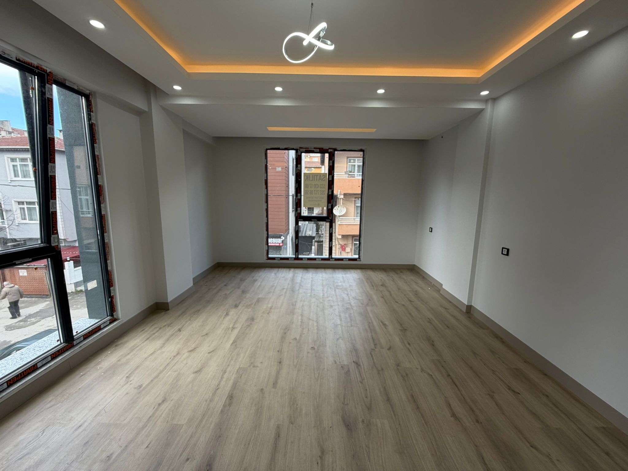 KAPAKLI MERKEZİ KONUM 3+1 DAİRE - VAR Gayrimenkul