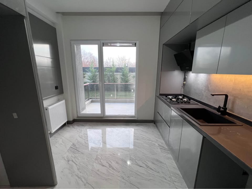 ÇERKEZKÖY CUMHURİYET - TEPE MEVKİİ ALYA KONAKLARI ( 2+1 ) SATILIK DAİRE - VAR Gayrimenkul