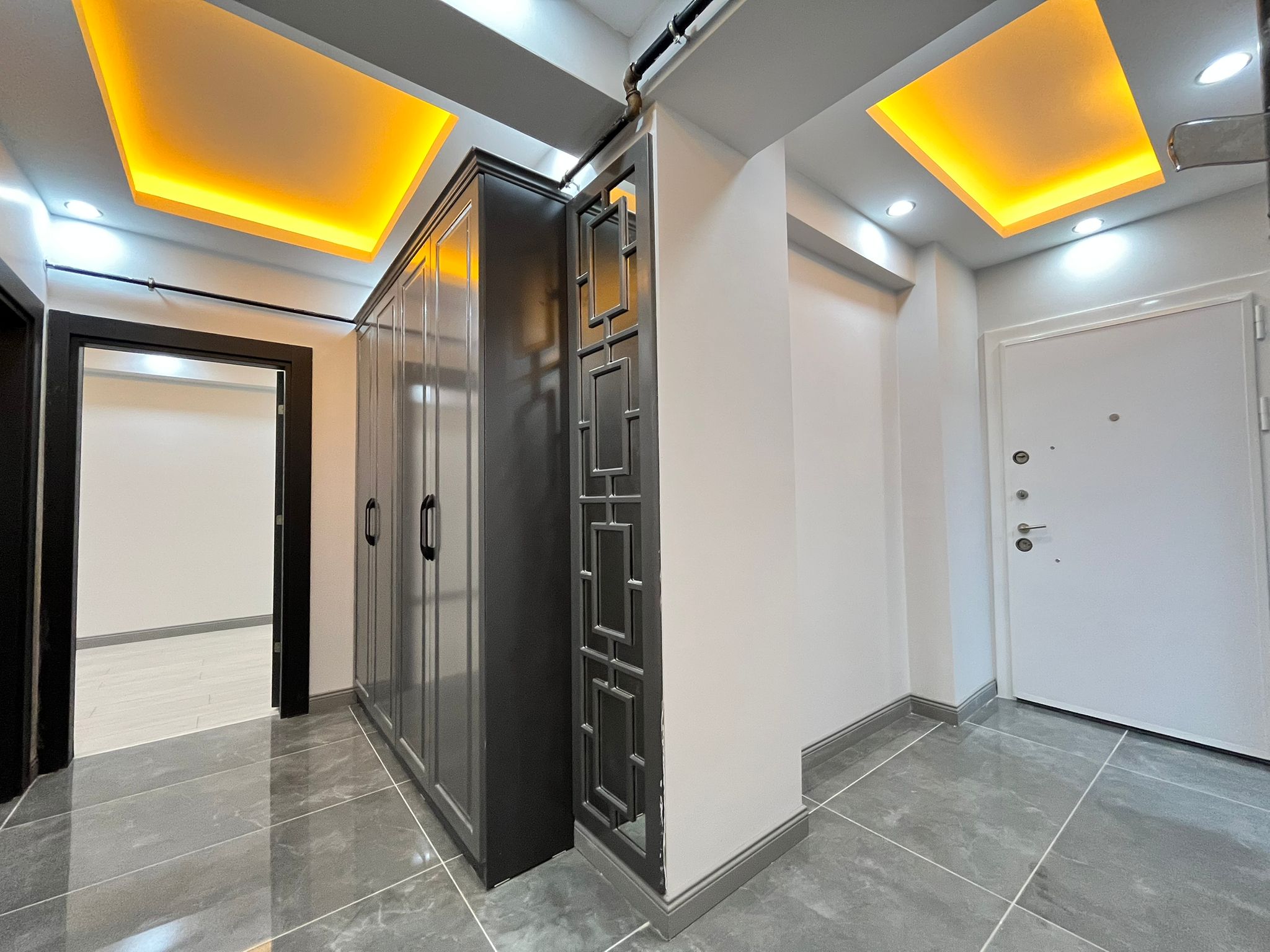 KAPAKLI ERBAY CADDESİ 2+1 LÜKS DAİRE - VAR Gayrimenkul